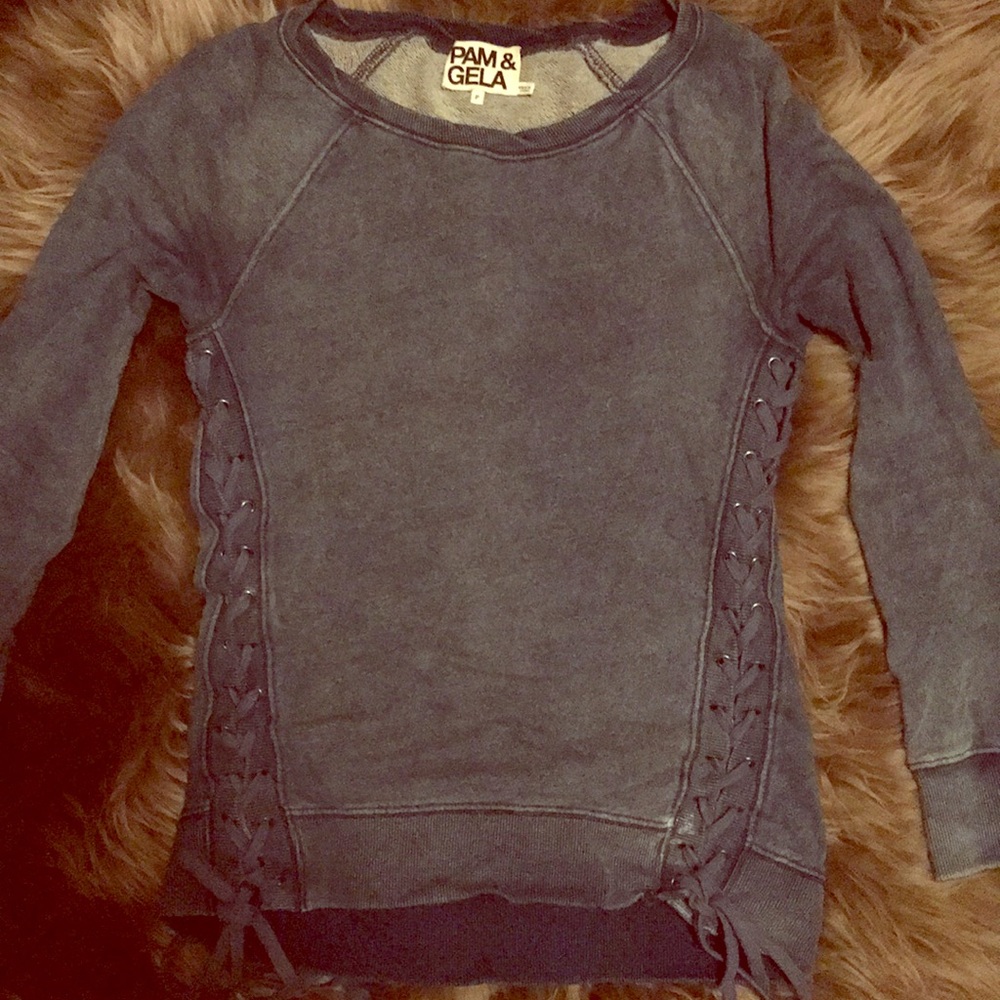 Pam & Gela sweater